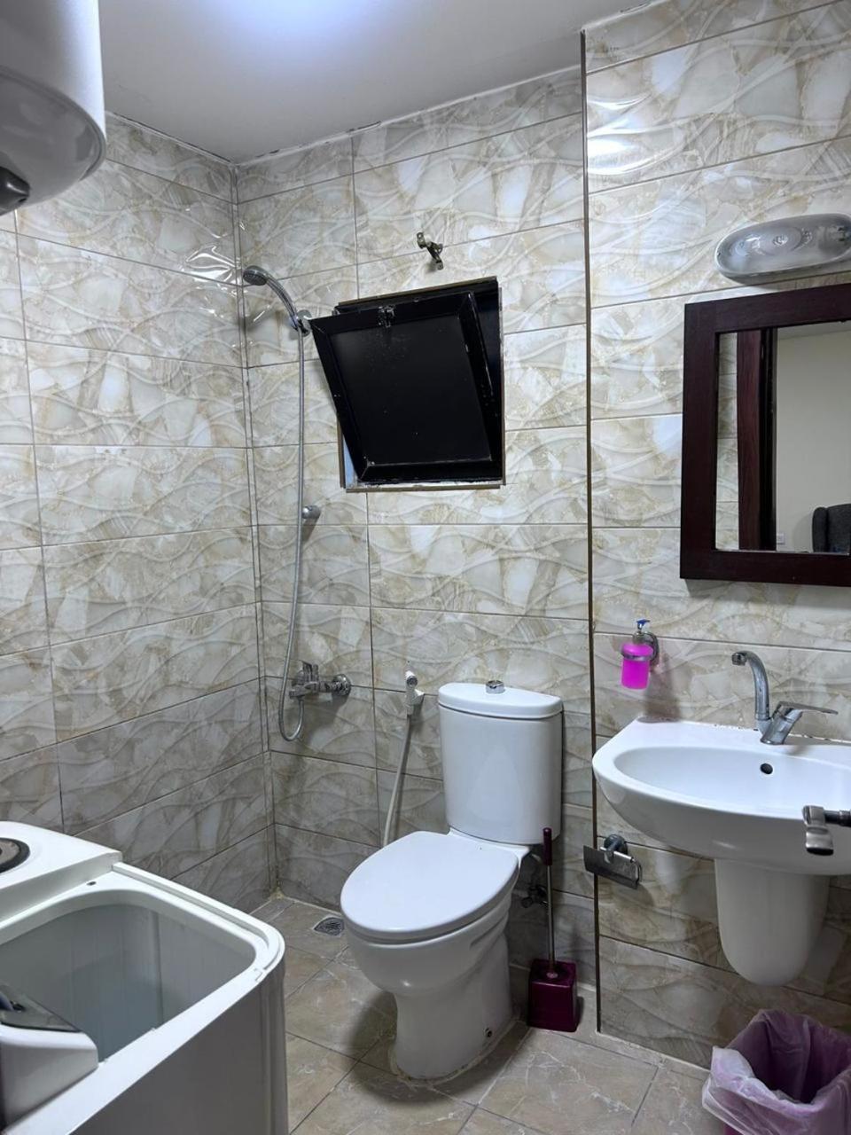 Robou Al Sharq Aparthotel Amman Bagian luar foto