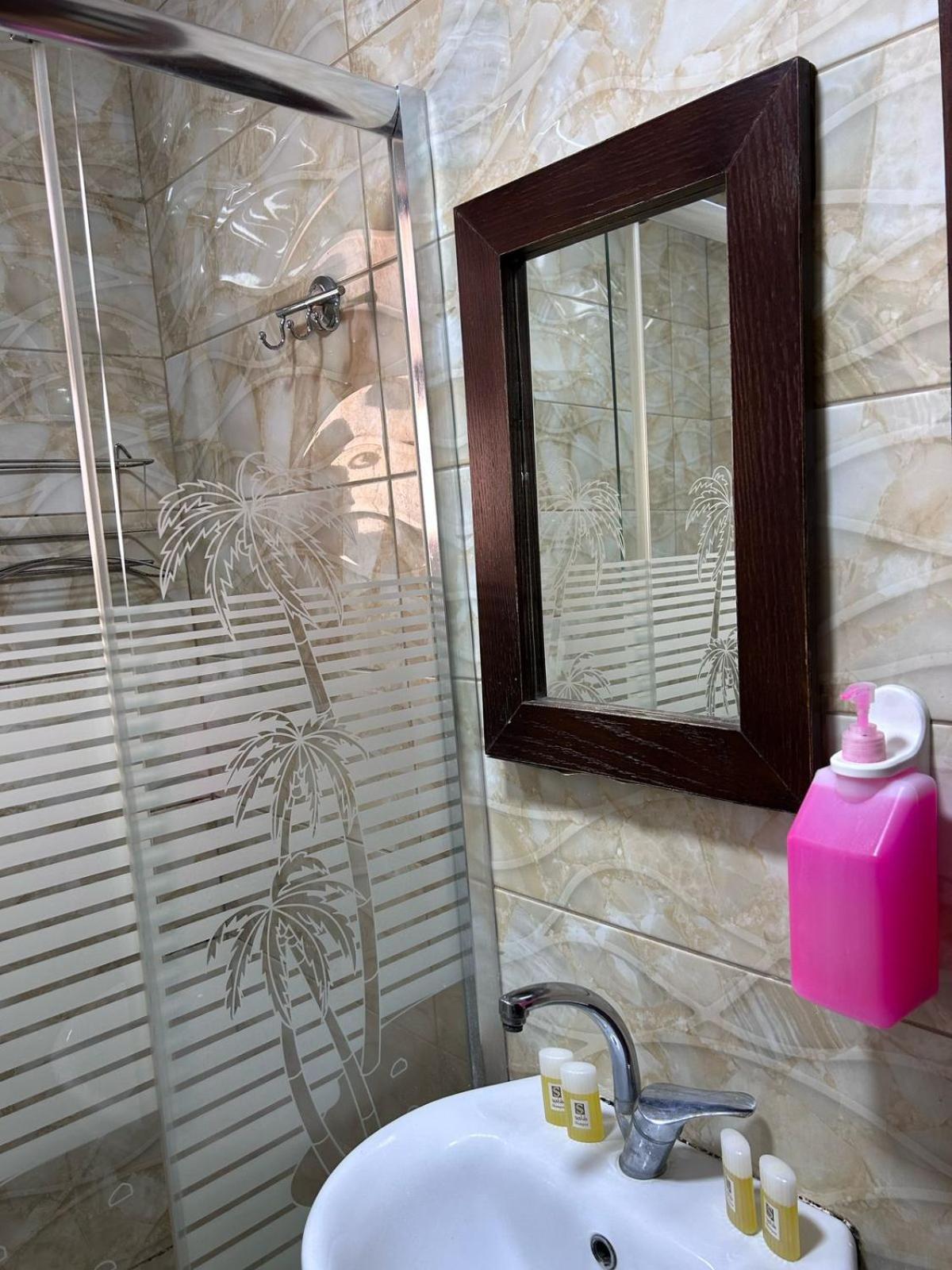 Robou Al Sharq Aparthotel Amman Bagian luar foto
