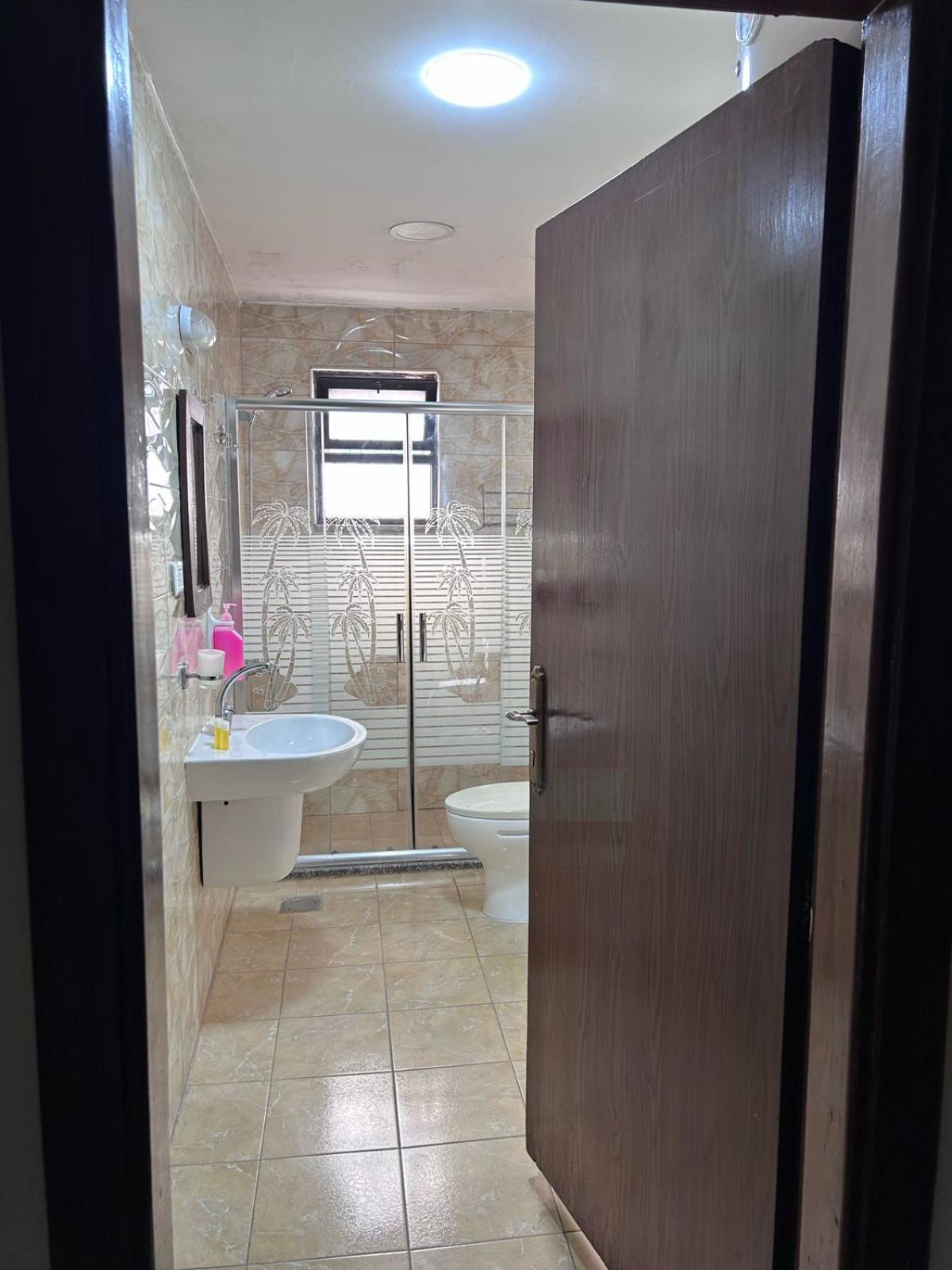 Robou Al Sharq Aparthotel Amman Bagian luar foto