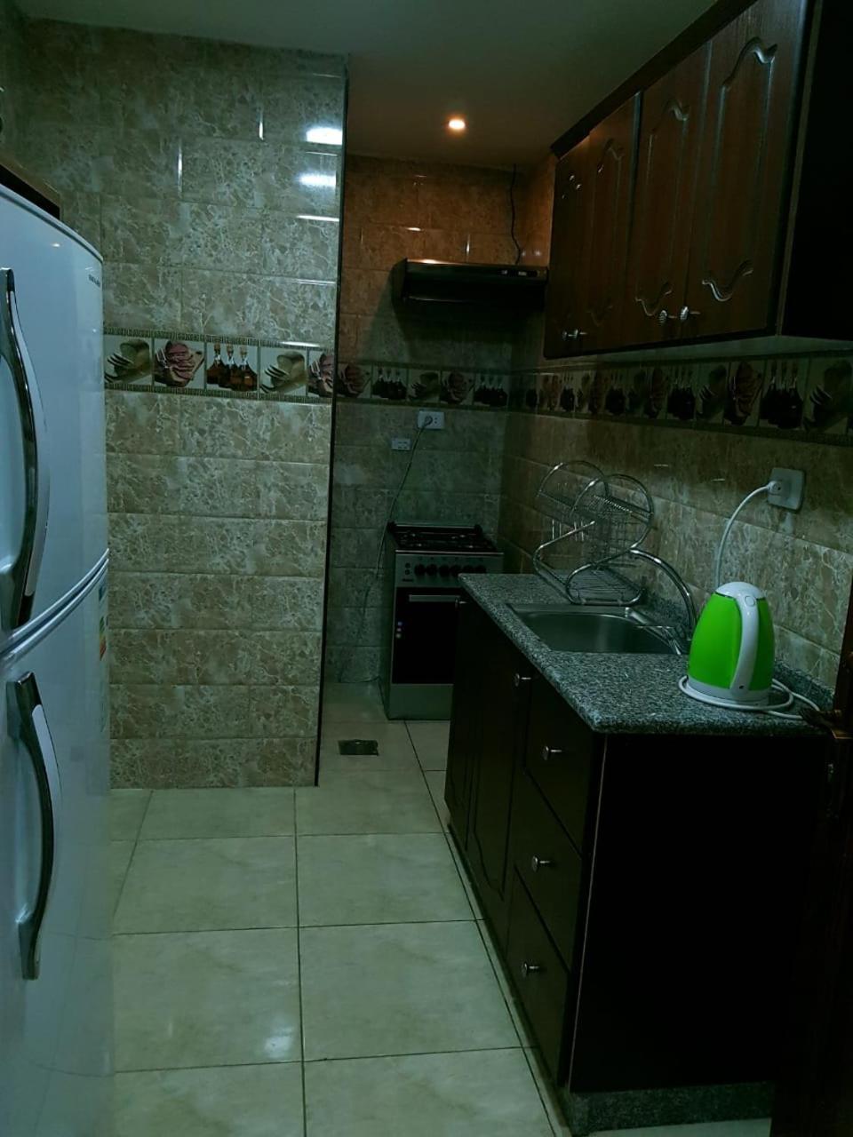 Robou Al Sharq Aparthotel Amman Bagian luar foto