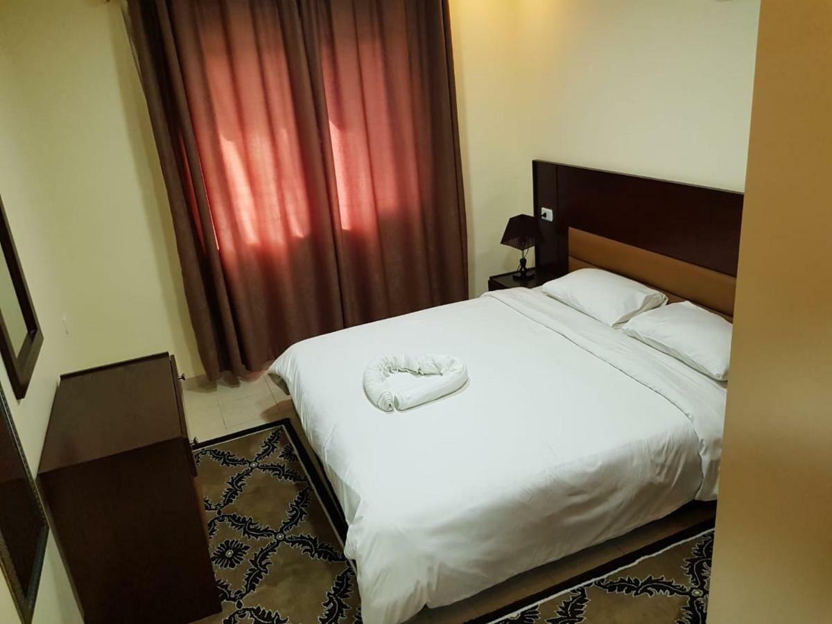 Robou Al Sharq Aparthotel Amman Bagian luar foto